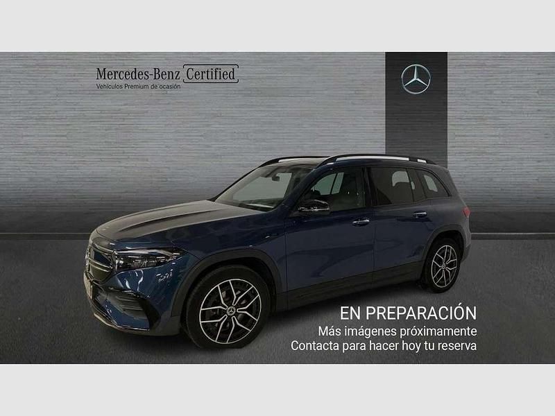 Usado Mercedes EQB300 AMG line 167 kW (228 CV) 2022 Azul SUV