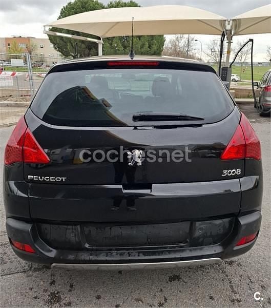 Usado Peugeot 3008 Sport 150 CV (110 kW) 2009 Negro Familiar