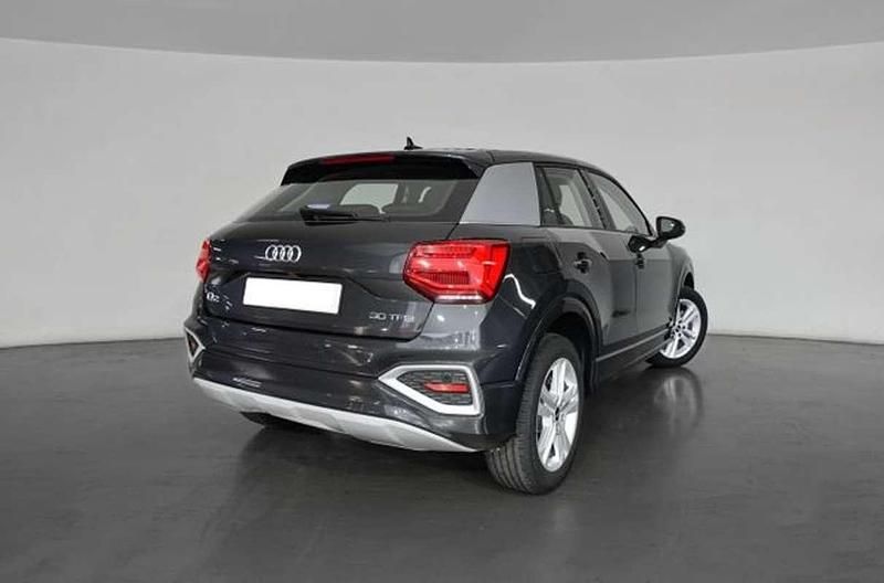 Usado Audi Q2 Sport 111 CV (81 kW) 2023 Gris SUV