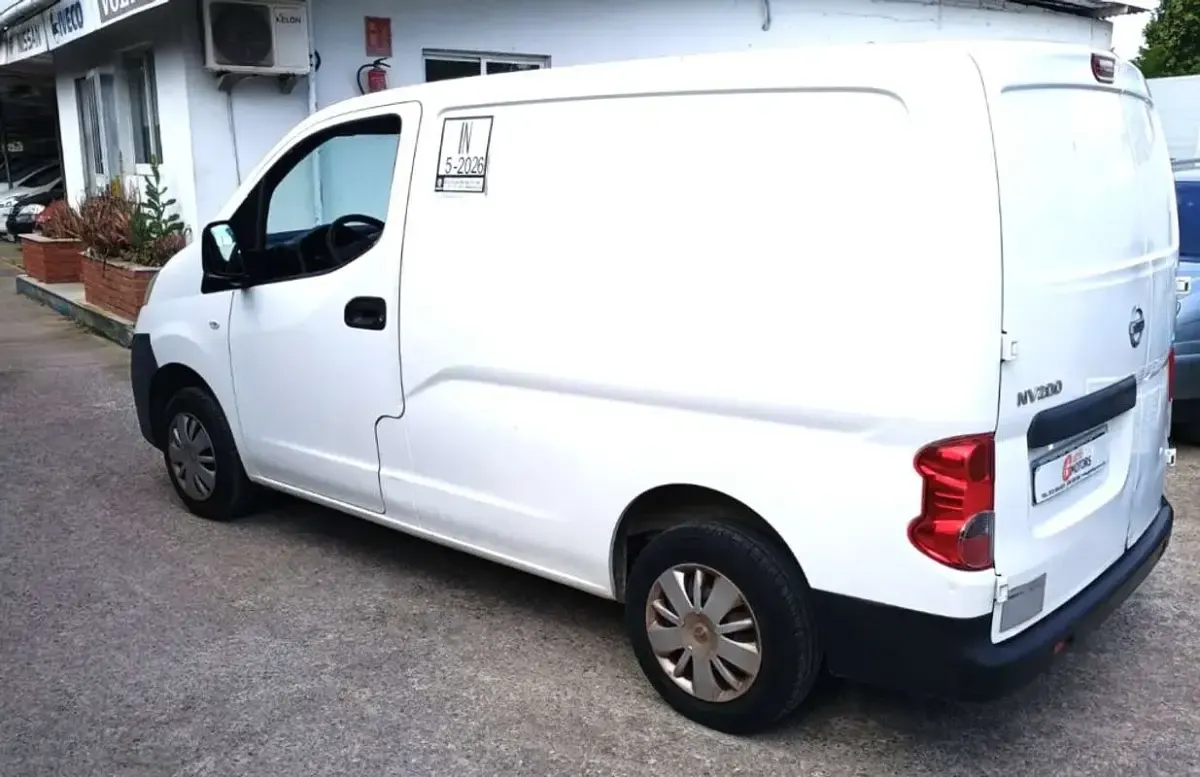 Usado Nissan NV200 86 CV (63 kW) 2011 Blanco Monovolumen