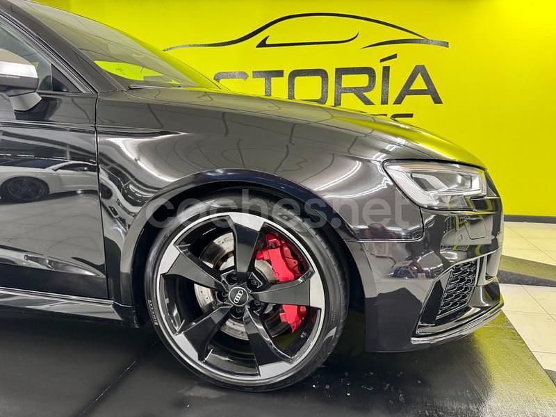 Usado Audi RS3 400 CV (294 kW) 2018 Violeta / lila Berlina