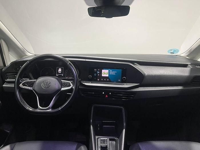 Usado VW Caddy 122 CV (89 kW) 2022 Blanco Monovolumen