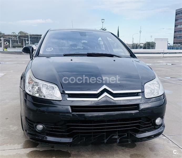 Usado Citroën C4 Exclusive 110 CV (80 kW) 2006 Negro Berlina