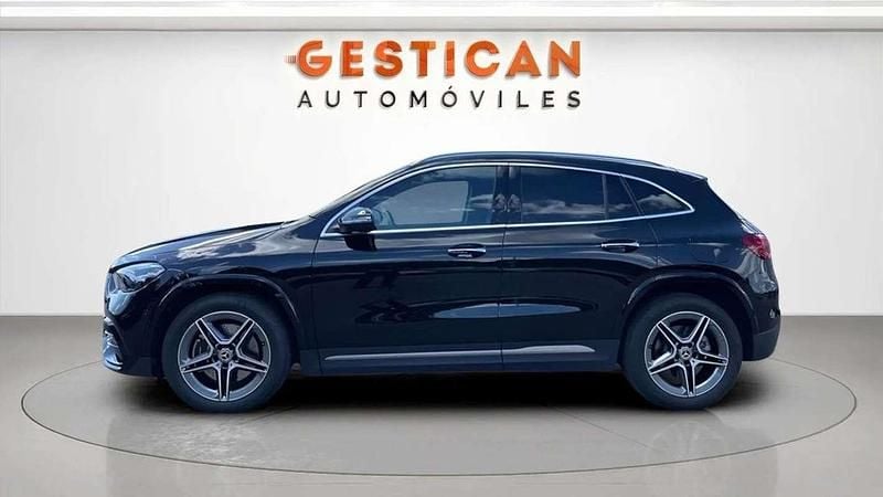 Usado Mercedes GLA250 218 CV (160 kW) 2021 Negro SUV