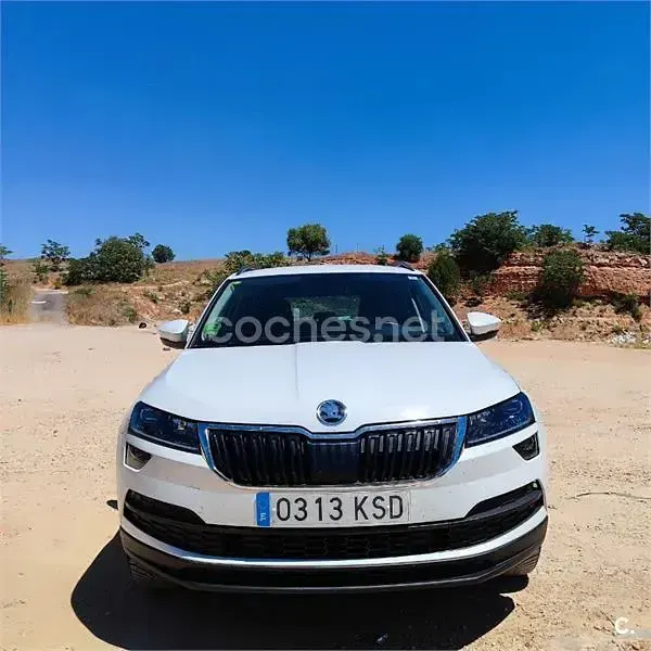 Usado Skoda Karoq Ambition 150 CV (110 kW) 2018 Blanco SUV