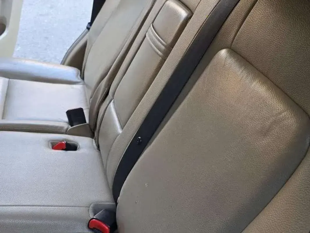 Usado Chevrolet Captiva LT 150 CV (110 kW) 2010 Negro SUV