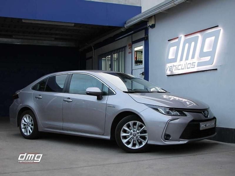 Gris Usado 2019 Toyota Corolla Active Utilitario | 15.700 € (Caro) - Imagen 1/4