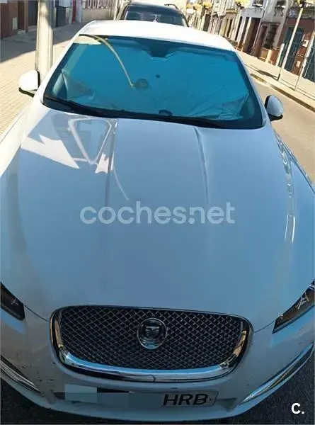 Usado Jaguar XF Classic 190 CV (139 kW) 2013 Blanco Berlina