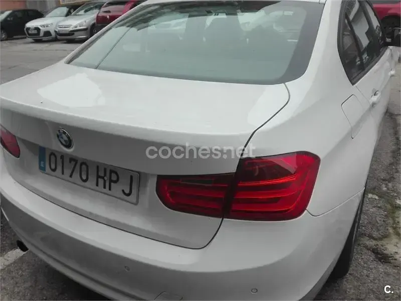 Usado BMW 318 143 CV (105 kW) 2013 Blanco Berlina