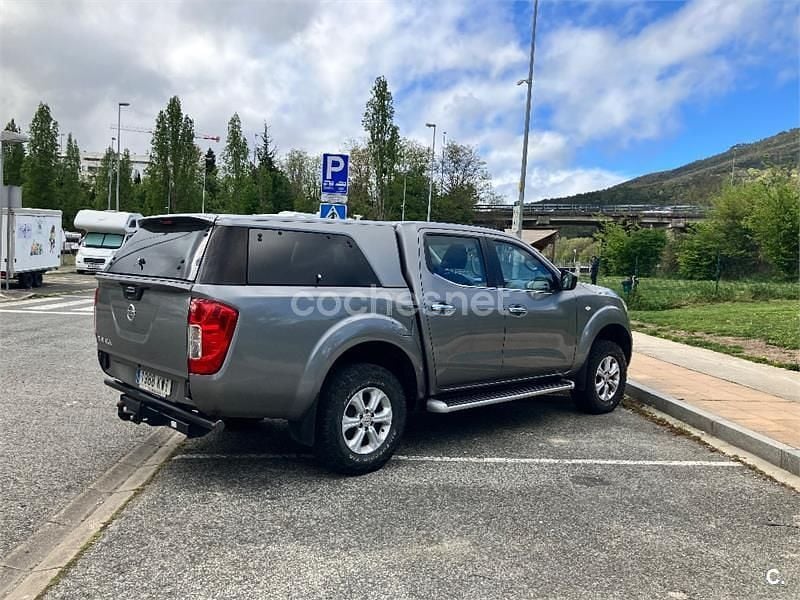 Usado Nissan Navara N-Guard 190 CV (139 kW) 2019 Gris / plata Pickup/Camioneta