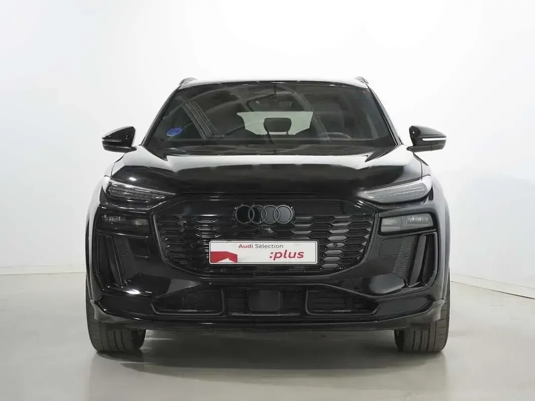 Usado Audi Q6 e-tron Performance 225 kW (306 CV) 2025 Negro SUV