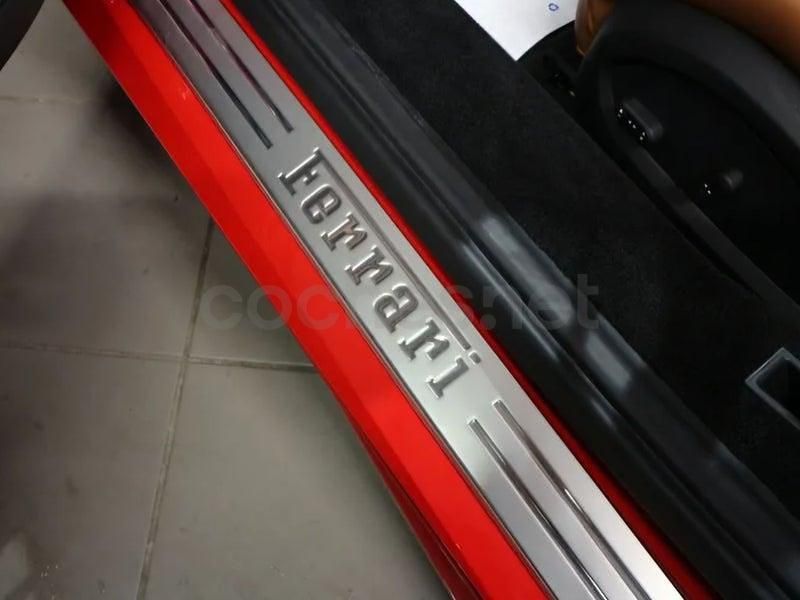 Usado Ferrari 488 670 CV (492 kW) 2016 Rojo Coupe
