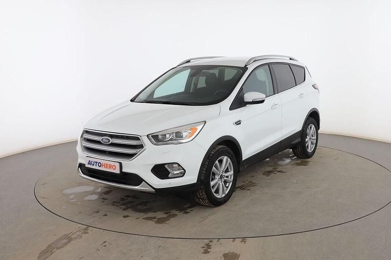 Blanco Usado 2017 Ford Kuga Business Edition SUV | 15.999 € (Precio justo) - Imagen 1/3