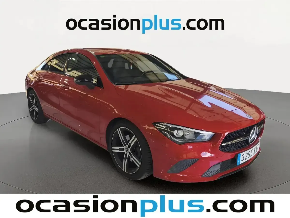 Usado Mercedes CLA200 163 CV (119 kW) 2019 Rojo Coupe