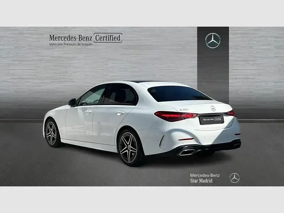 Usado Mercedes C220 200 CV (147 kW) 2022 Blanco Berlina