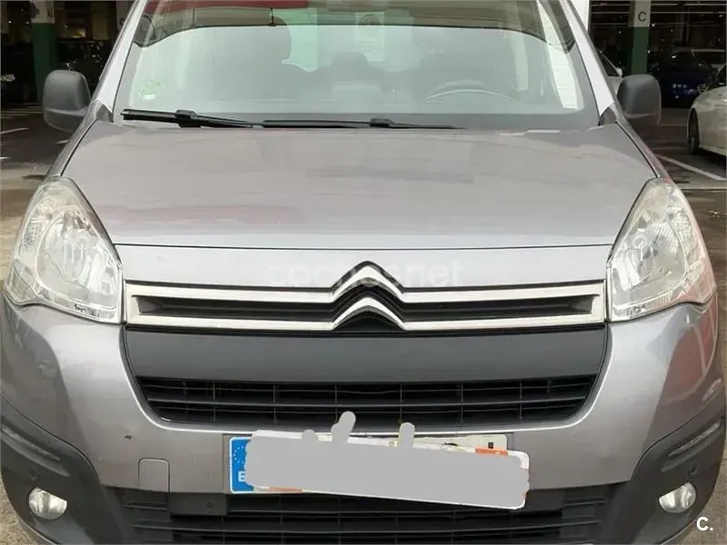 Usado Citroën Berlingo PureTech 110 CV (80 kW) 2017 Gris / plata Monovolumen