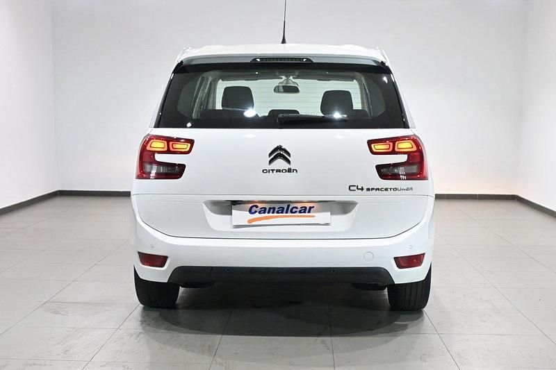 Usado Citroën C4 SpaceTourer Feel 130 CV (95 kW) 2022 Blanco Monovolumen
