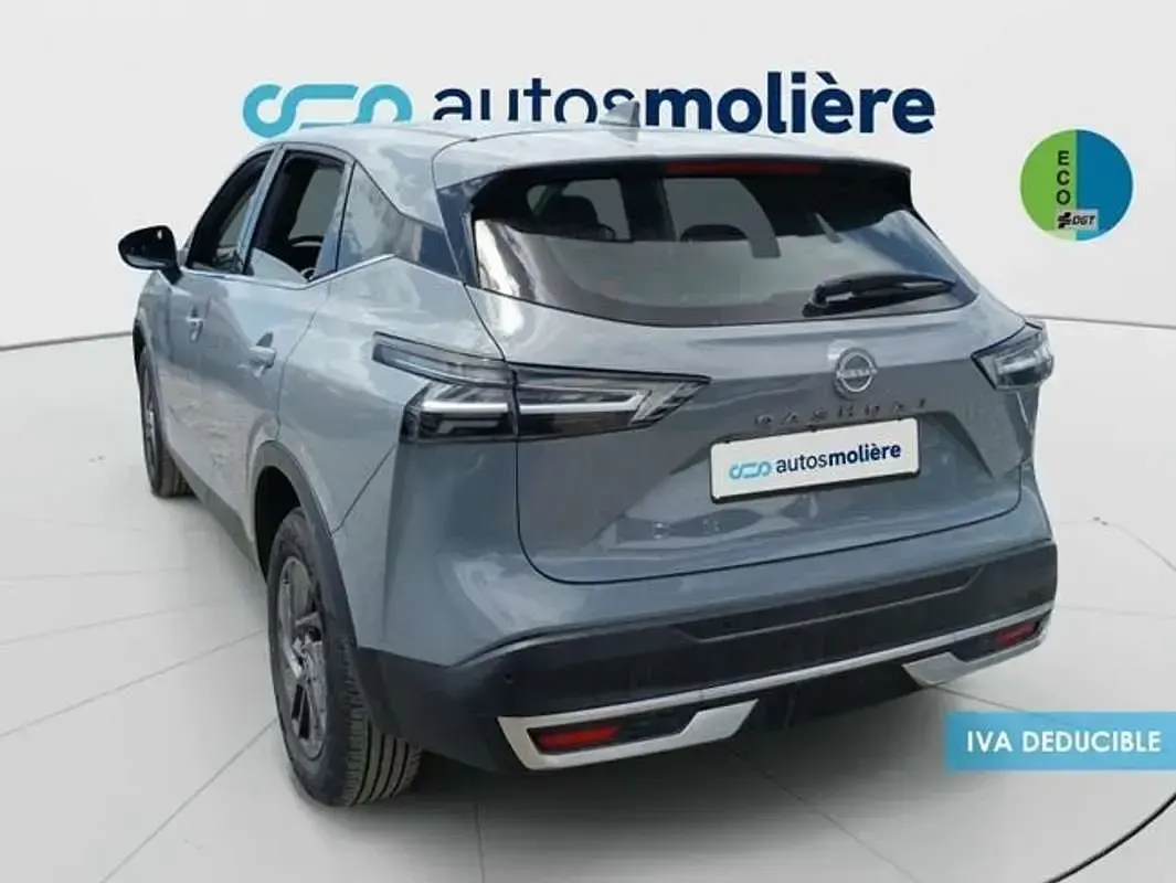 Begagnad Nissan Qashqai Acenta 140 HK (102 kW) 2025 Grå SUV