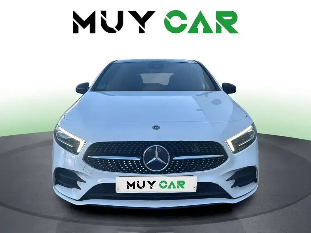 Usado Mercedes A180 116 CV (85 kW) 2018 Blanco Utilitario