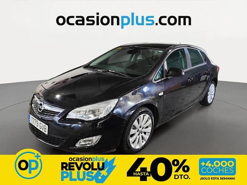 Usado Opel Astra Enjoy 116 CV (85 kW) 2010 Negro Utilitario