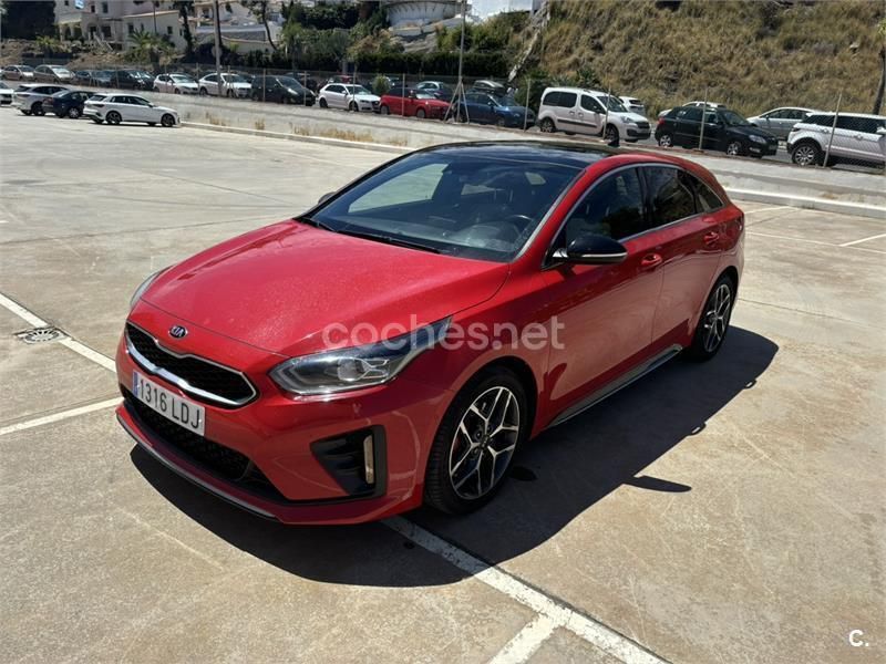 Usado Kia ProCeed GT-Line 120 CV (88 kW) 2020 Rojo Utilitario