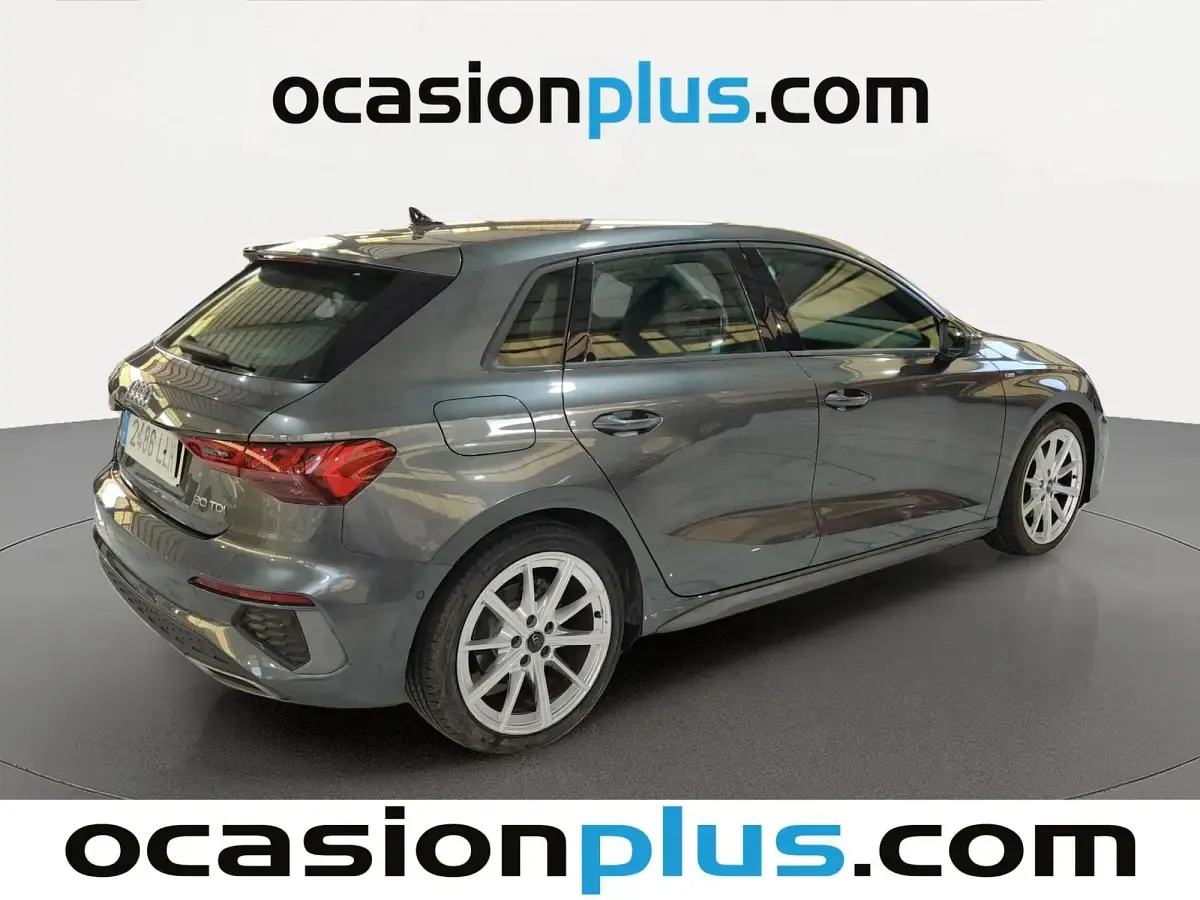 Usado Audi A3 Sportback S-Line 116 CV (85 kW) 2020 Gris Utilitario