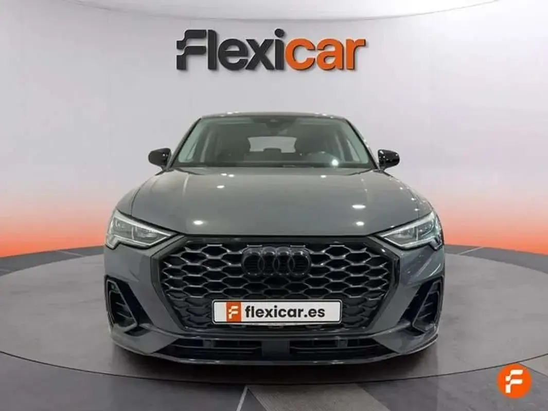 Usado Audi Q3 150 CV (110 kW) 2021 Gris SUV