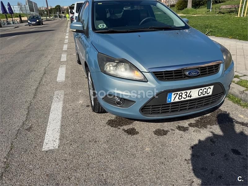 Usado Ford Focus Trend 115 CV (84 kW) 2008 Azul Berlina