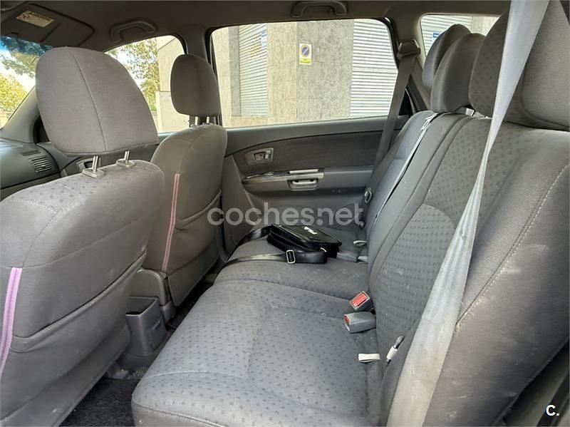 Verde Usado 2004 Kia Carens EX Monovolumen | 600 € - Imagen 1/4