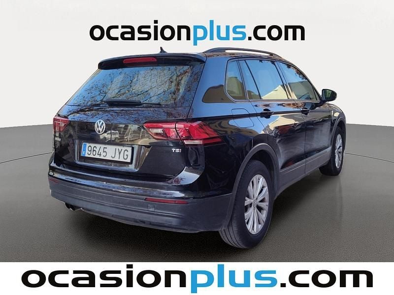 Usado VW Tiguan Edition 125 CV (91 kW) 2017 Negro SUV