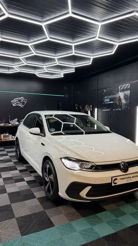 Usado VW Polo United 116 CV (85 kW) 2021 Blanco Utilitario