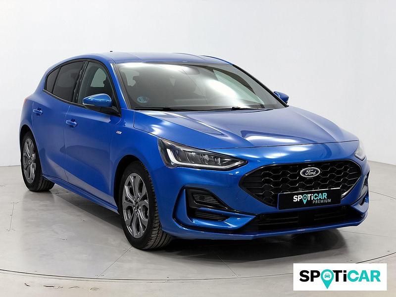 Azul Usado 2023 Ford Focus ST-Line Berlina | 19.500 € (Precio justo) - Imagen 1/4