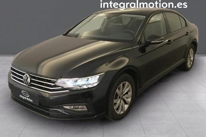 Usado VW Passat Business 122 CV (89 kW) 2021 Berlina