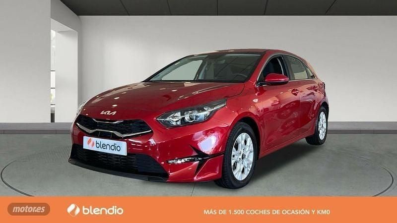 Rojo Usado 2023 Kia Ceed Utilitario | 22.900 € (Caro) - Imagen 1/4