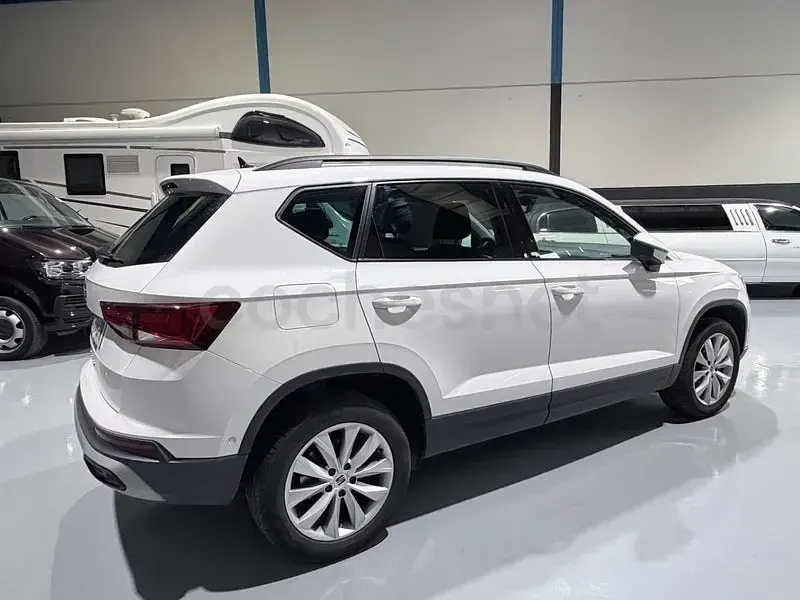 Usado Seat Ateca Style 150 CV (110 kW) 2021 Blanco SUV