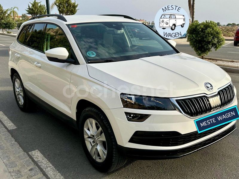 Blanco Usado 2021 Skoda Karoq Ambition SUV | 19.900 € (Super precio) - Imagen 1/4