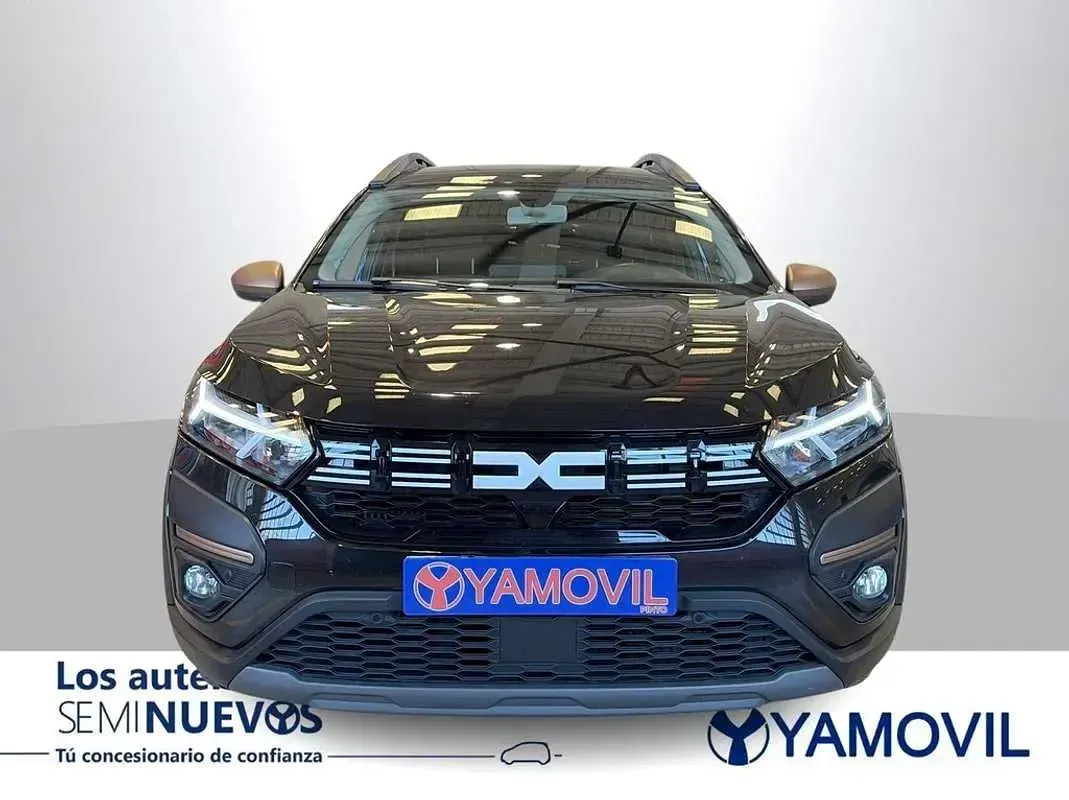 Usado Dacia Jogger Extreme 101 CV (74 kW) 2023 Negro Monovolumen