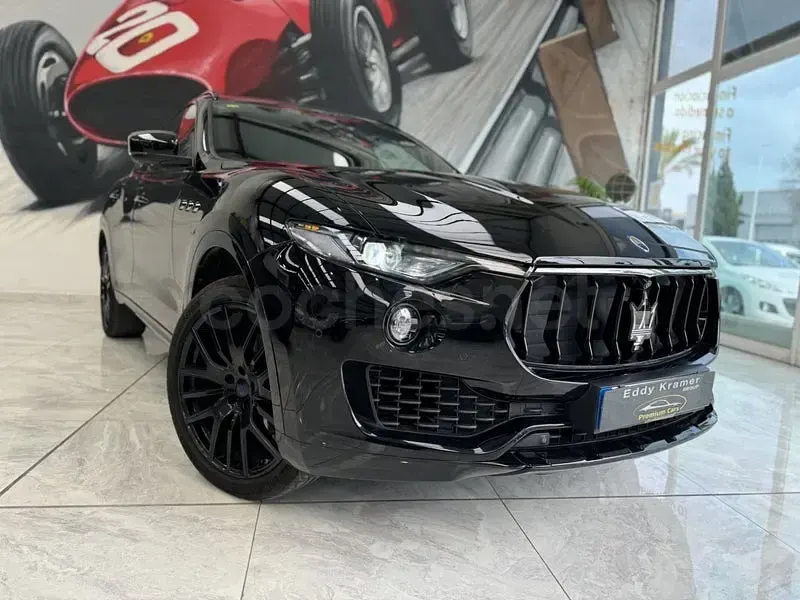 Usado Maserati Levante 350 CV (257 kW) 2018 Negro SUV