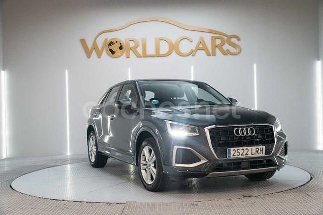 Usado Audi Q2 Advanced Plus 116 CV (85 kW) 2021 Gris SUV
