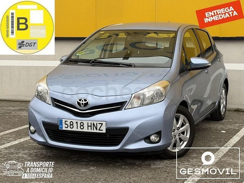 Usado Toyota Yaris Active 90 CV (66 kW) 2013 Azul Utilitario