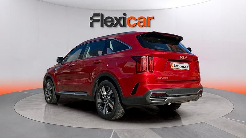 Usado Kia Sorento 232 CV (170 kW) 2023 Rojo SUV