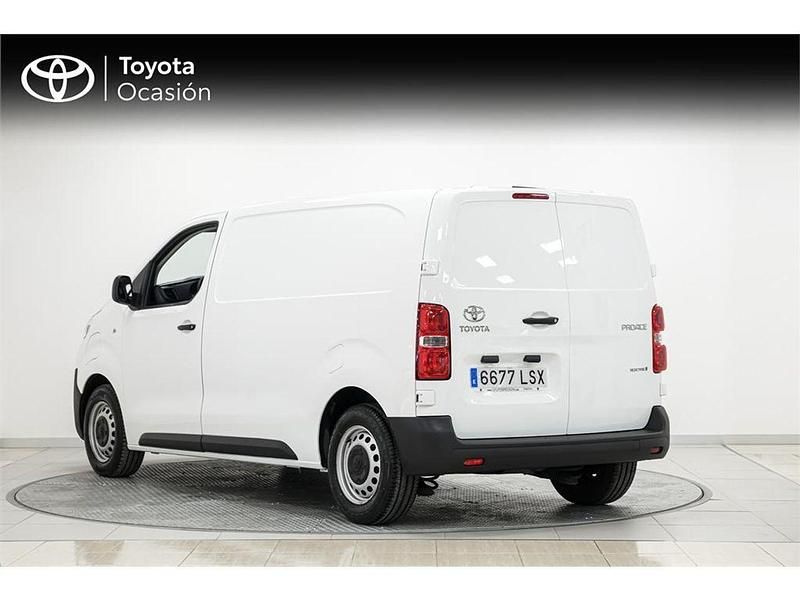 Usado Toyota Proace 100 kW (136 CV) 2021 Blanco Monovolumen