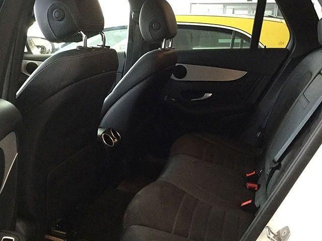 Usado Mercedes GLC300e AMG line 306 CV (225 kW) 2021 Blanco polar SUV