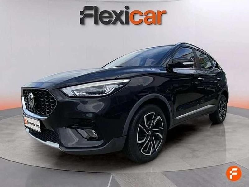 Usado MG ZS Luxury 111 CV (81 kW) 2022 Negro SUV