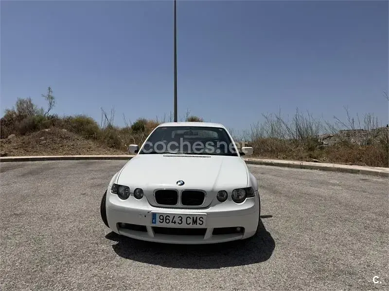 Usado BMW 320 150 CV (110 kW) 2003 Blanco Berlina