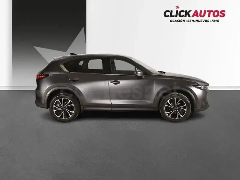 Usado Mazda CX-5 Exclusive-Line 165 CV (121 kW) 2025 Gris / plata SUV