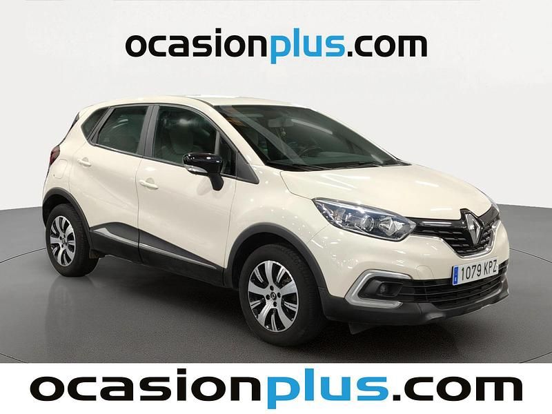 Usado Renault Captur Intens 90 CV (66 kW) 2018 Beige SUV