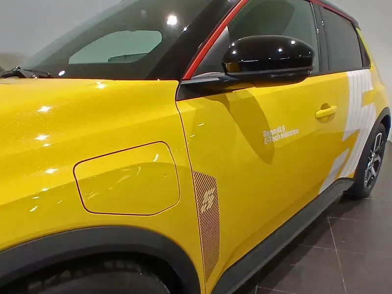 Nuevo Renault R5 Techno 110 kW (150 CV) 2025 Blanco Utilitario