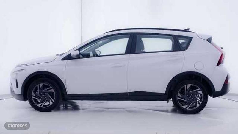 Usado Hyundai Bayon 84 CV (61 kW) 2023 Atlas white SUV