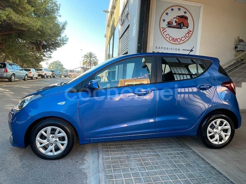 Usado Hyundai i10 66 CV (48 kW) 2019 Azul Utilitario